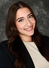 Carys Neill headshot